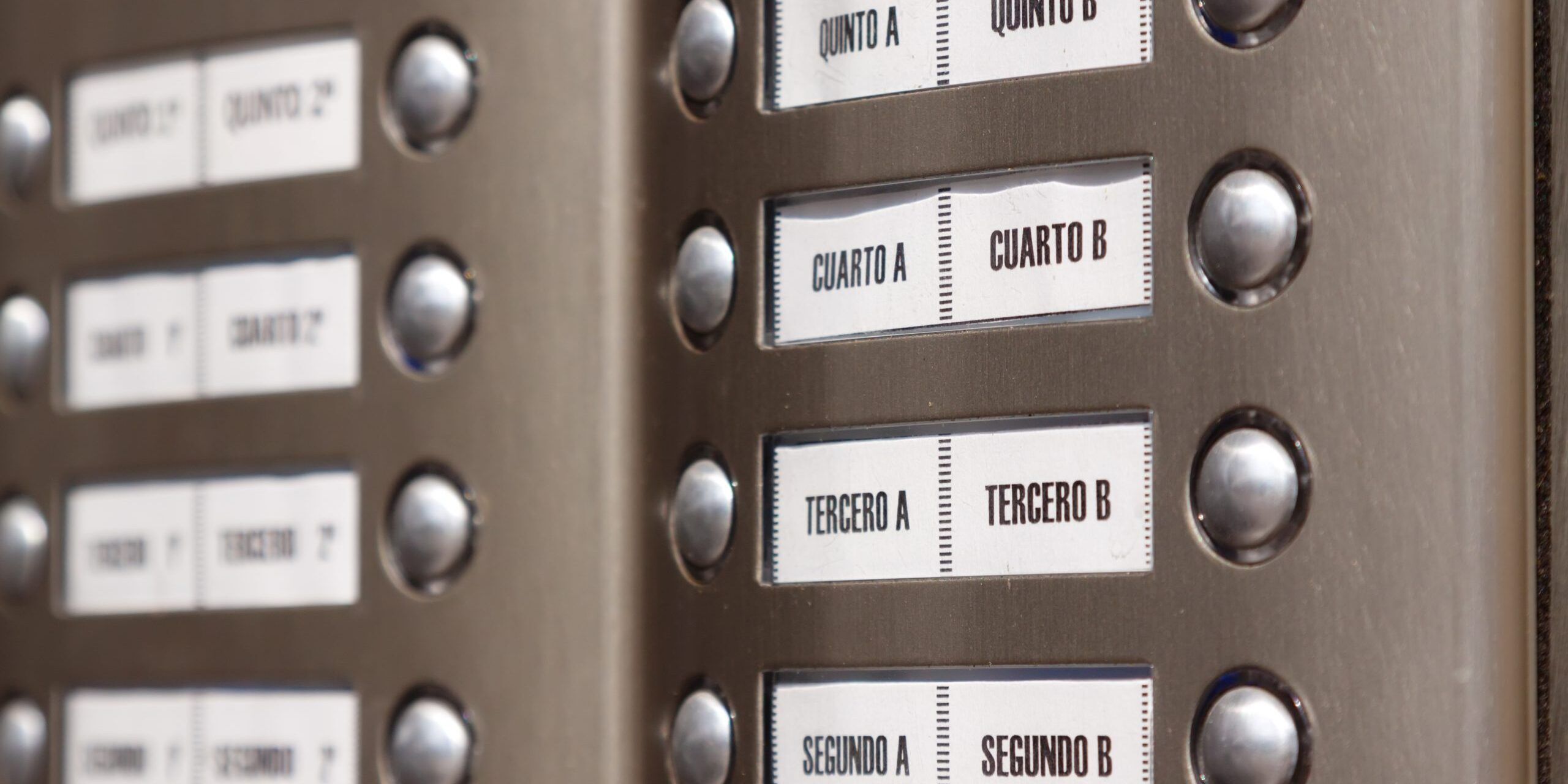 ¿Se puede entrar a casa de un vecino si la Comunidad lo necesita?